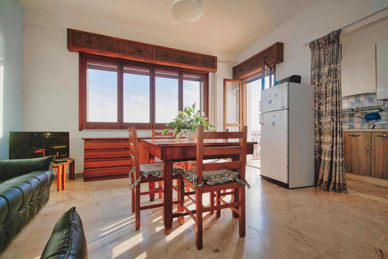 Holiday home Case Bongiovi *